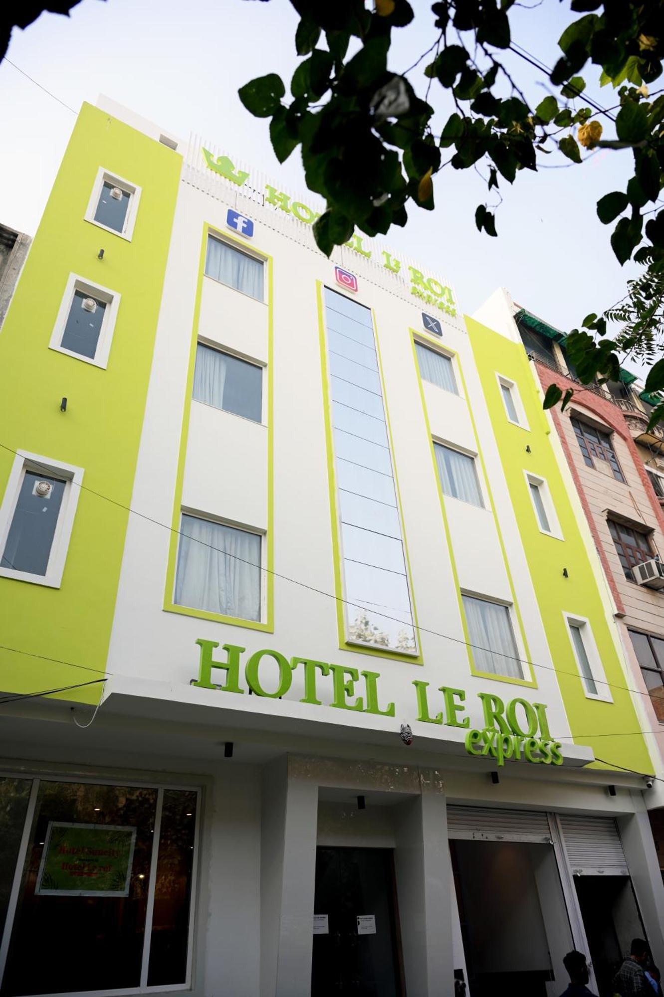 Hotel Le Roi Express Karol Bagh Delhi  Exterior photo